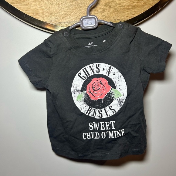 H&M Other - H&M Charcoal Guns N' Roses Graphic Tee